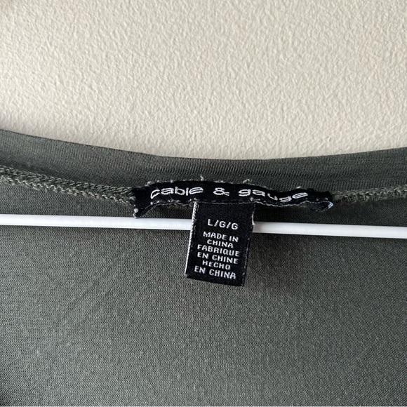 Cable & Gauge V-Neck Short Sleeve Front Pocket Tee Shirt Army Green L - Picture 3 of 6